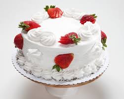 1 kg Strawberry cake